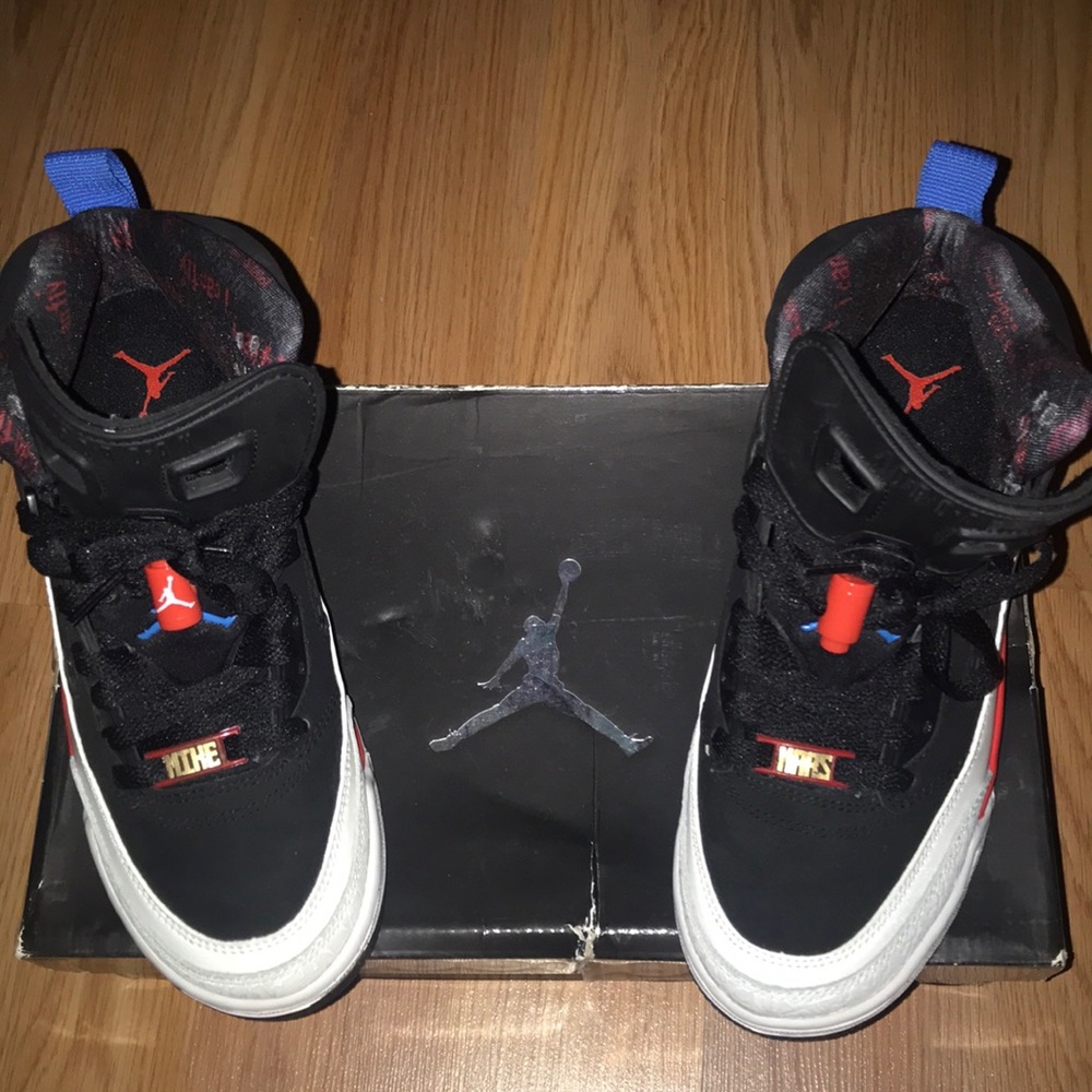 Jordan Spizike GS infared